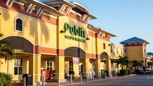 Florida, Fort Myers, Publix, supermarket Entrance. (Photo by: Jeffrey Greenberg/UIG via Getty Images)