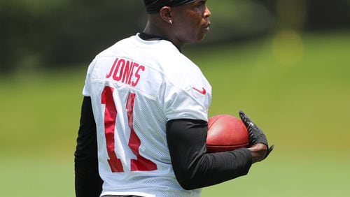 June 13, 2017, Flowery Branch: Atlanta Falcons wide receiver Julio Jones gets in some work during the first day of mini-camp on Tuesday, June 13, 2017, in Flowery Branch. Curtis Compton/ccompton@ajc.com