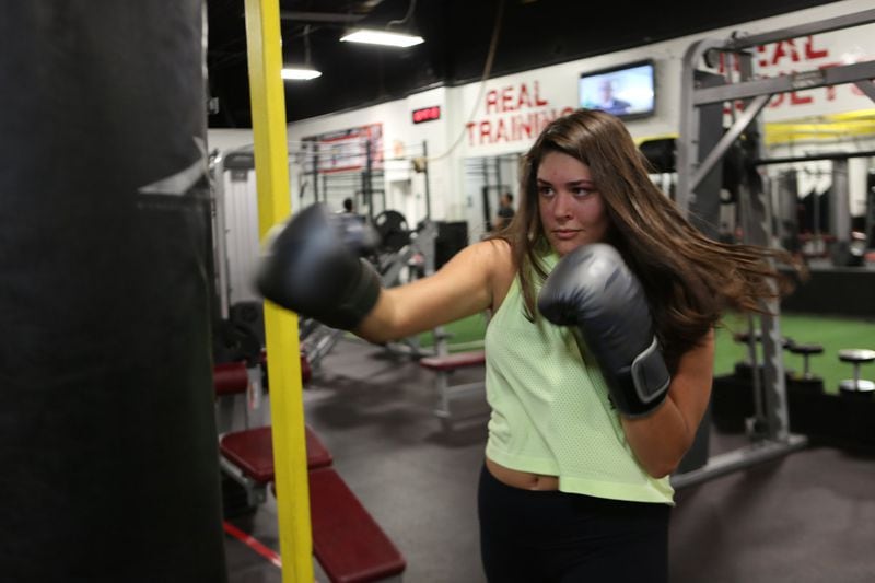 This Female Boxer Seeks to Knock Down the Industry's Gender Barriers