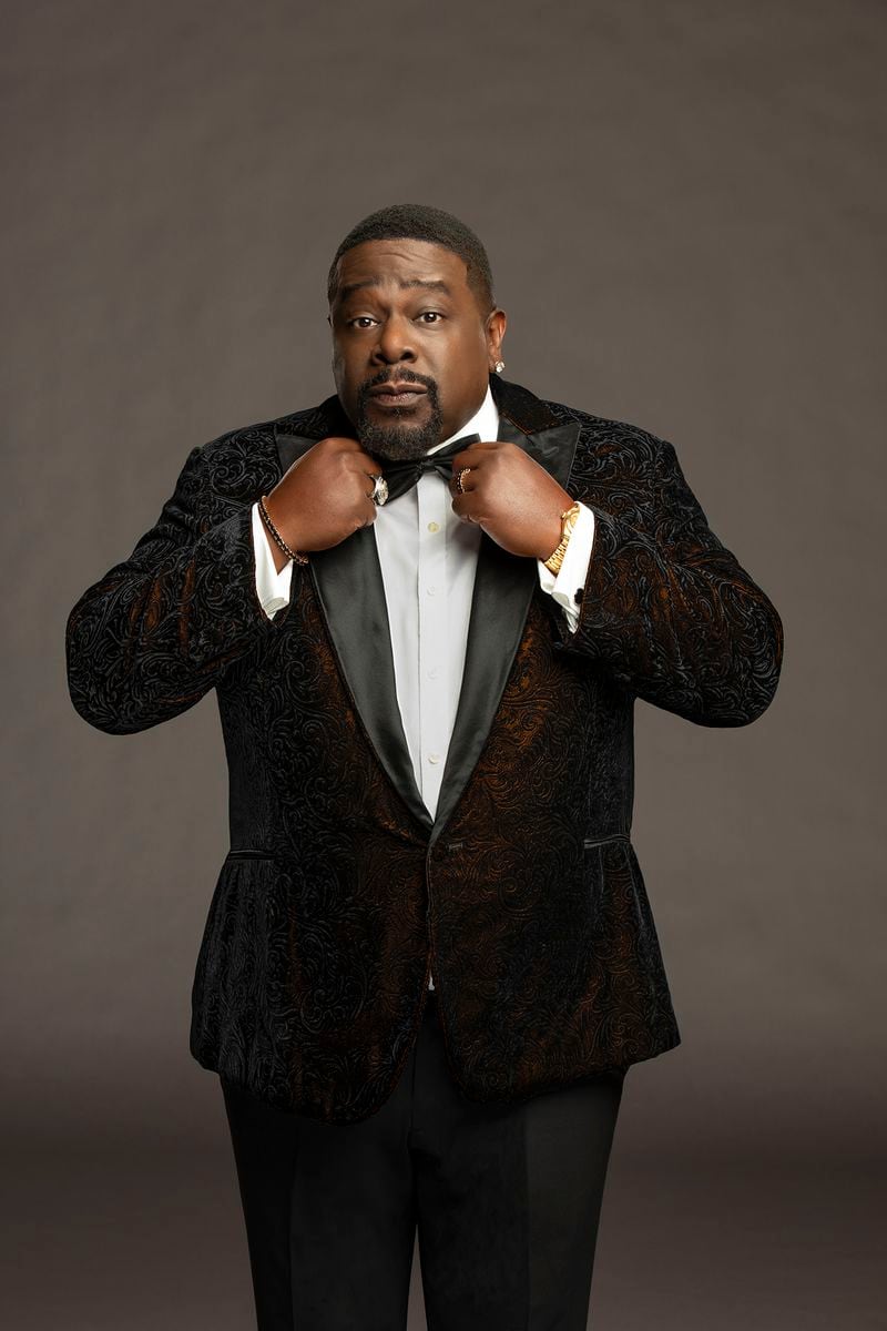 Cedric the Entertainer, star and executive producer of CBS' hit comedy THE NEIGHBORHOOD, marking his first time as Master of Ceremonies for the event. CBS Presents the 73RD EMMY AWARDS on Sunday, Sept. 19 (8:00-11:00 PM, live ET/5:00-8:00 PM, live PT) on the CBS Television Network, and available to stream live and on demand on Paramount+. Photo: Cliff Lipson/CBS ©2021 CBS Broadcasting, Inc. All Rights Reserved.