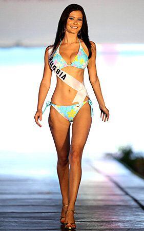 Miss Universe 2009 swimsuit photos