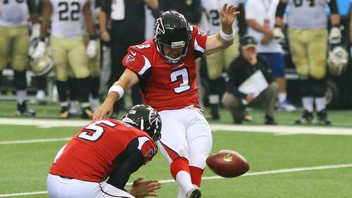 90714 ATLANTA: Falcons kicker Matt Bryant hits a field goal in overtime to beat the Saints 37-34 in their NFL football game on Sunday, Sept. 7, 2014, in Atlanta. CURTIS COMPTON / CCOMPTON@AJC.COM