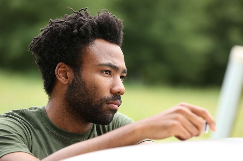  ATLANTA -- "The Jacket" -- Episode 10 (Airs Tuesday, November 1, 10:00 pm e/p) Pictured: Donald Glover as Earnest Marks. CR: Quantrell Colbert/FX