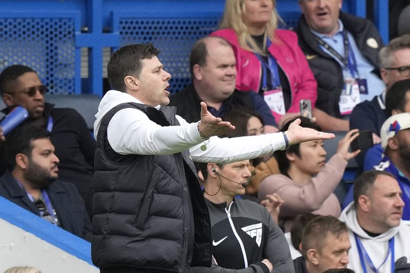 Chelsea's head coach Mauricio Pochettino reacts during the English Premier League soccer match between Chelsea and West Ham United at Stamford Bridge stadium in London, England, Sunday, May 5, 2024. (AP Photo/Frank Augstein)