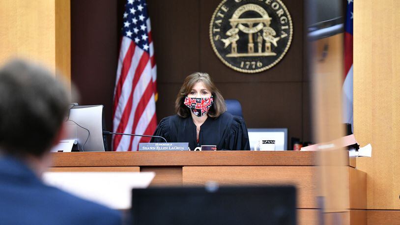 October 27, 2020 Atlanta - Superior Court Judge Shawn Lagrua speaks as she presides a case in the courtroom  where plexiglass dividers are installed at Fulton County Courthouse in Atlanta on Tuesday, October 27, 2020. (Hyosub Shin / Hyosub.Shin@ajc.com)