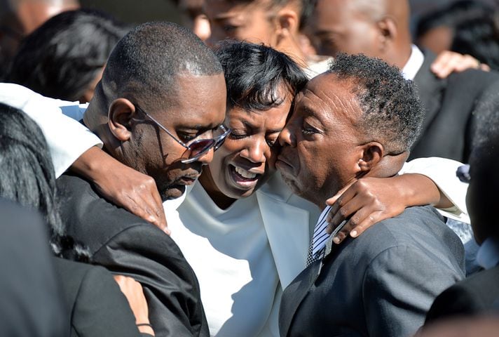 Family and friends attend Emani Moss' funeral