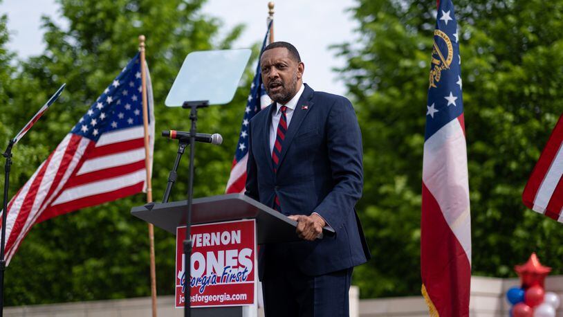 210416-Atlanta-Vernon Jones announces he is running as a Republican for Governor during a press event Friday morning, April 16, 2021 at Liberty Plaza at the State Capitol. Ben Gray for the Atlanta Journal-Constitution