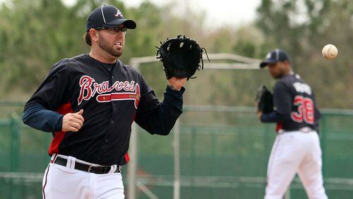 Lefthander Peter Moylan returns to the Braves on a 2-year minor league contract.