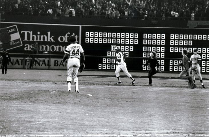 Hank Aaron's 715th homer