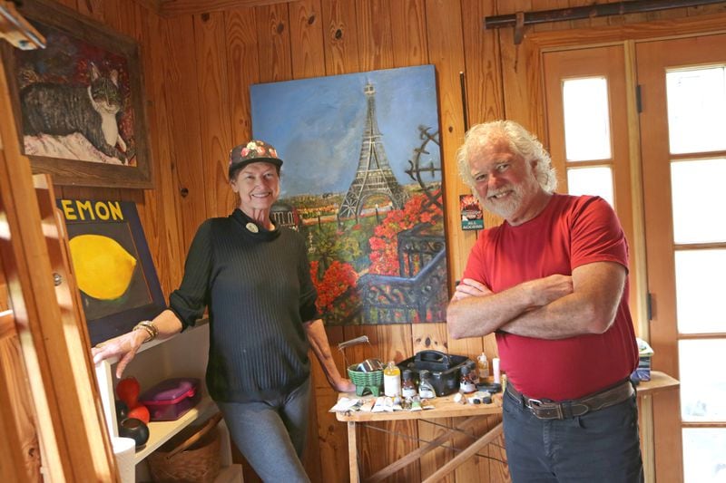 Rose Lane and Chuck Leavell in her art studio at Charlane Plantation. (Tyson Horne / tyson.horne@ajc.com)