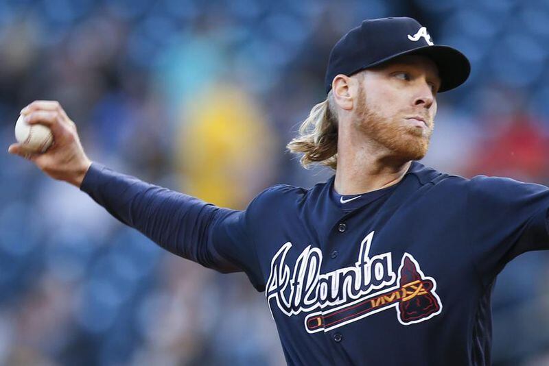 Mike Foltynewicz had an encouraging season after bouncing back from surgery for thoracic outlet syndrome in September 2015. (AP photo)