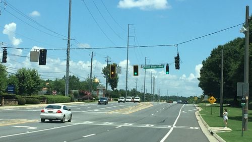 Johns Creek announced the installation of flashing yellow left-turn signals at seven intersections on Medlock Bridge Road (Ga. 141).