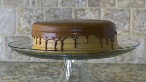 Patti LaBelle now has a three-layered caramel cake. SPECIAL
