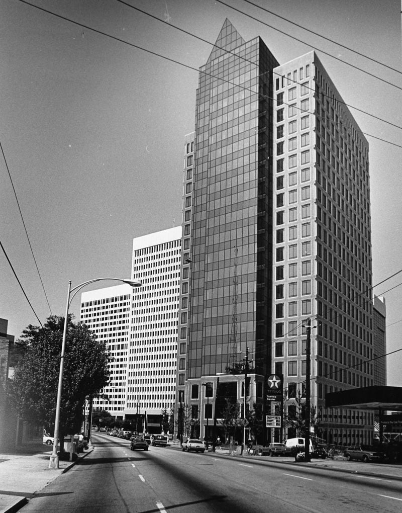The newly completed Campanile building at 14th and Peachtree in 1987. Colony Square is in the background.