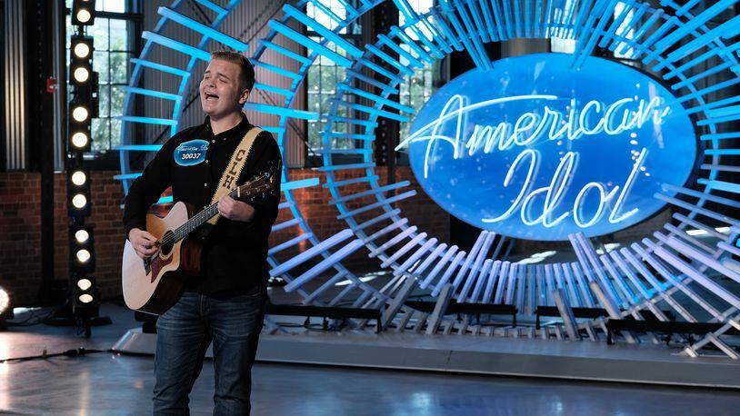 American Idol' notes: Caleb Lee Hutchinson interview, TV ratings, Kelly  Clarkson