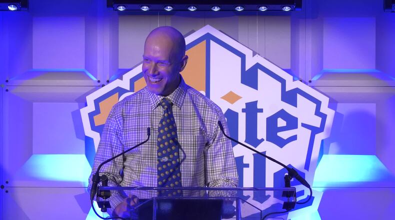 Ken Oberle of Marietta delivers his White Castle Cravers Hall of Fame acceptance speech. Courtesy of White Castle
