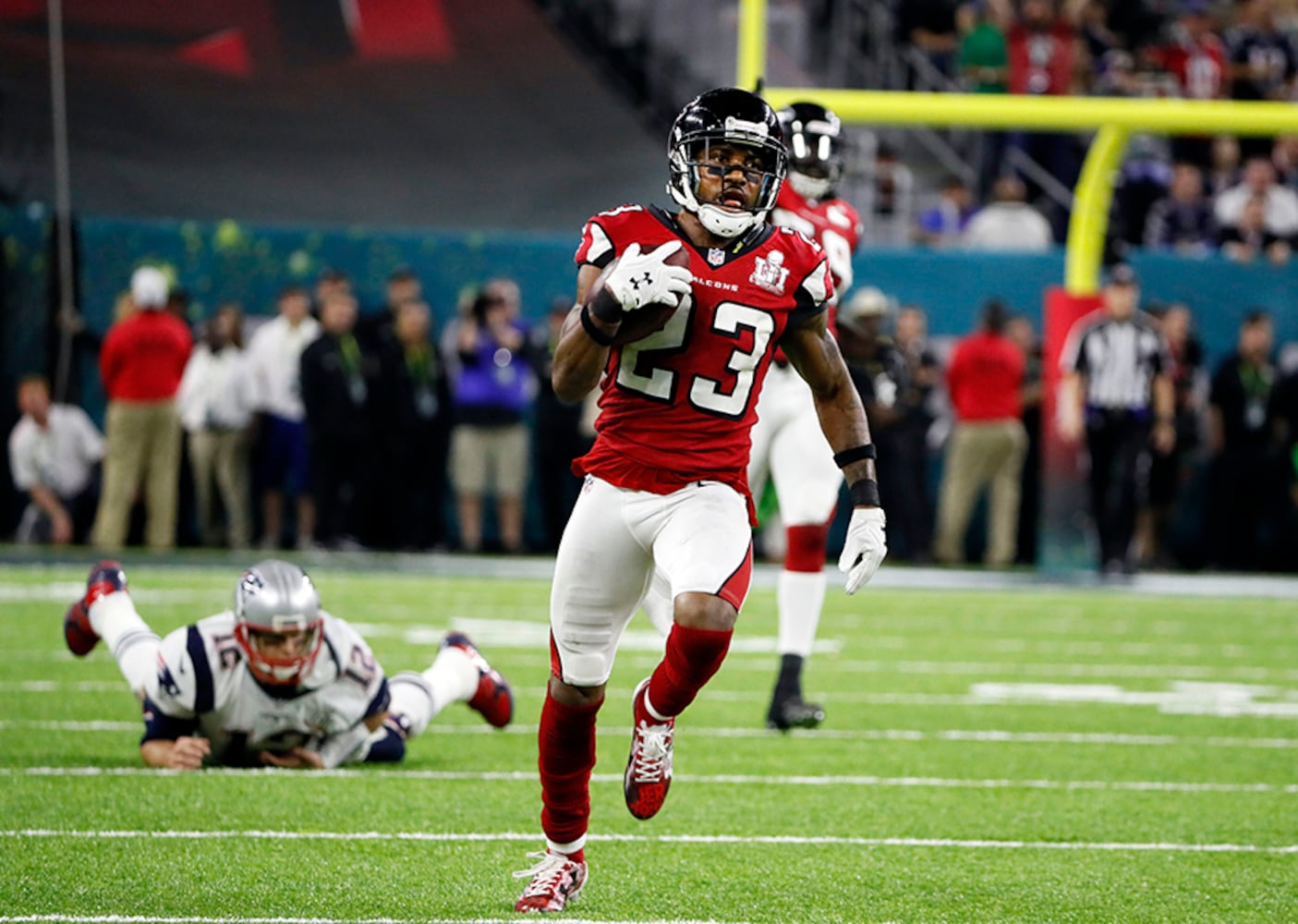 Super Bowl 2017: Robert Alford interception