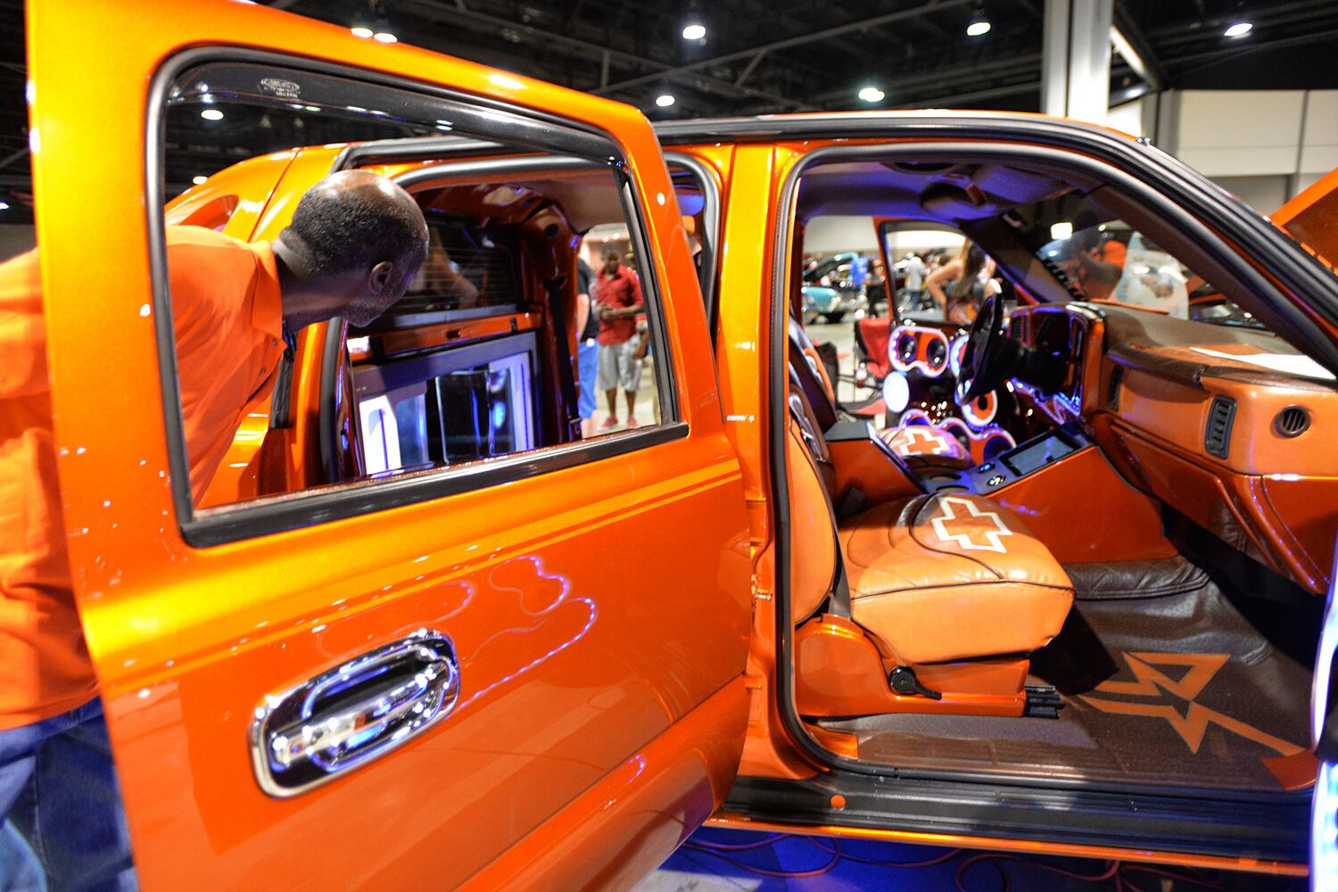 V-103/WAOK Car & Bike Show