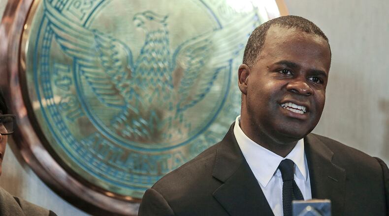 Atlanta Mayor Kasim Reed says transportation fixes can wait if no agreement is reached with Fulton County mayors. JOHN SPINK /2015 photo