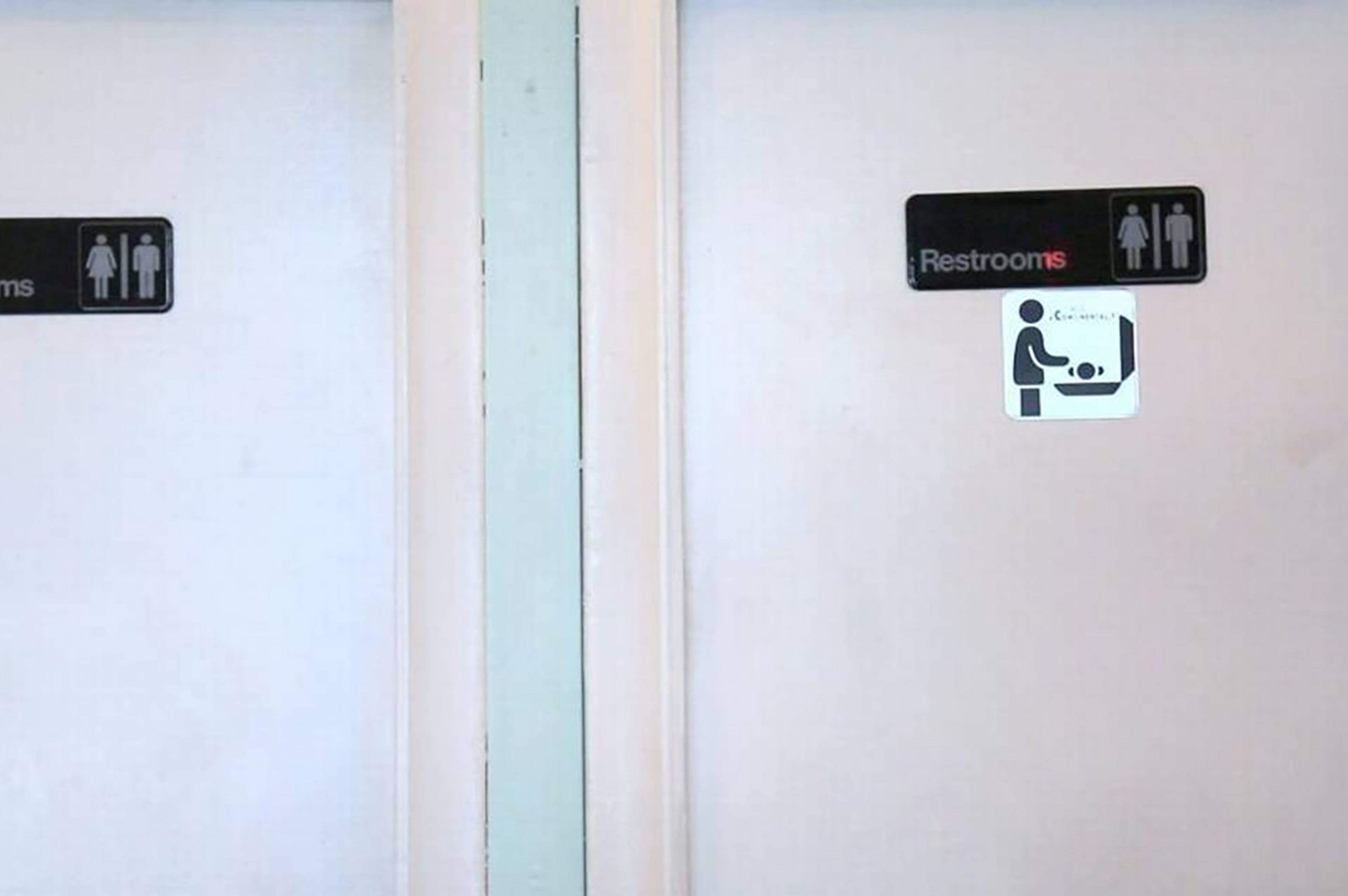 US-NEWS-SC-SCHOOLS-TRANSGENDER-BATHROOMS-MCT