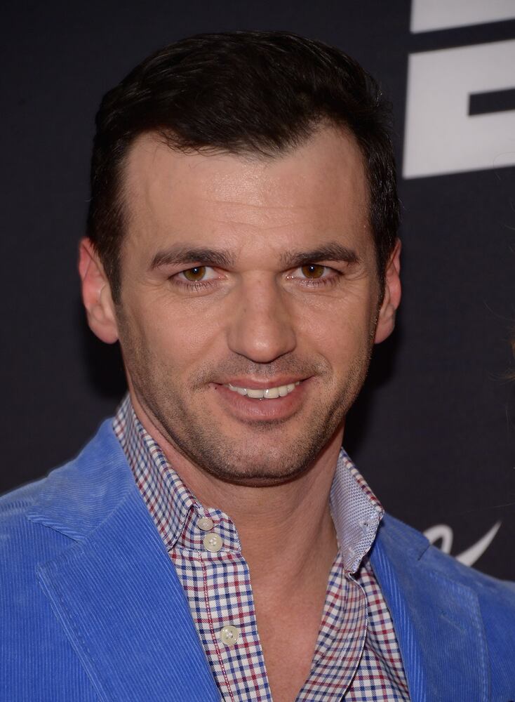 Tony Dovolani