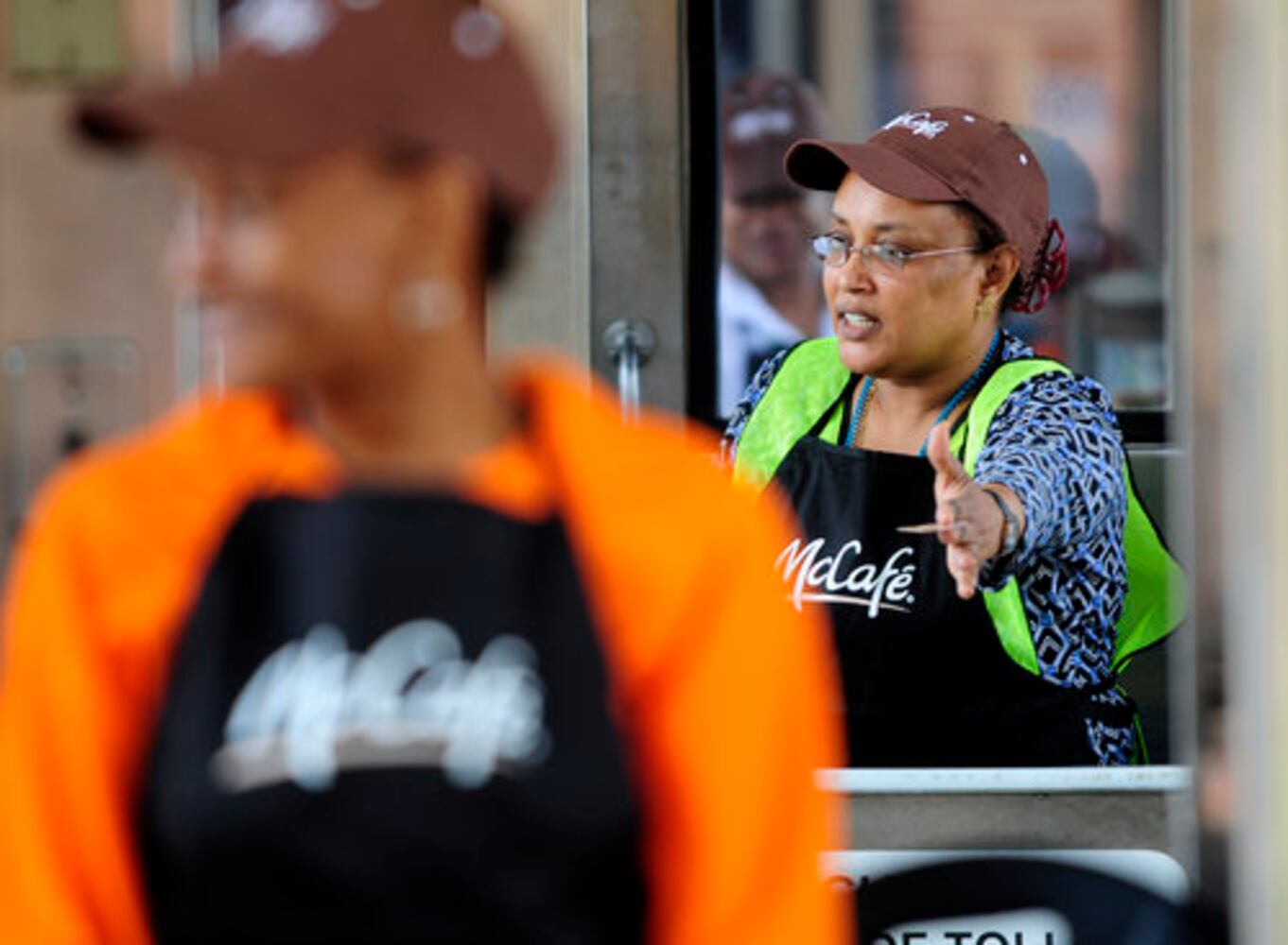 McDonald's makes Ga. 400 commuters day