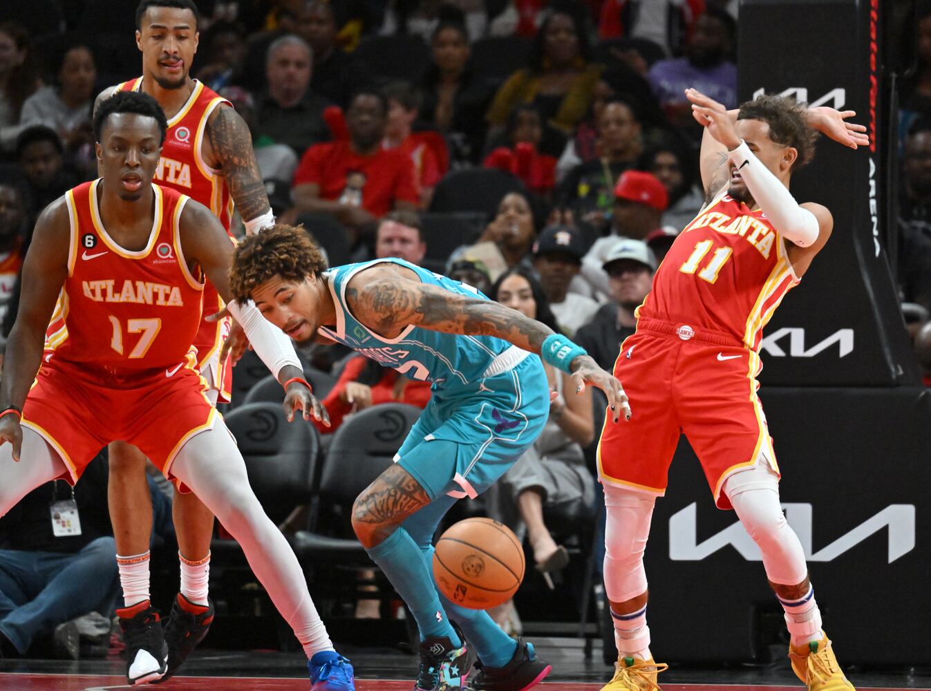 Hawks-Hornets