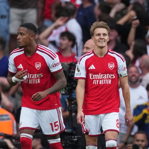 Arsenal's Martin Odegaard, centre, reacts during the English Premier League soccer match between Arsenal and Chelsea in London, Sunday, Sept. 6, 2026. (AP Photo/Dave Shopland)