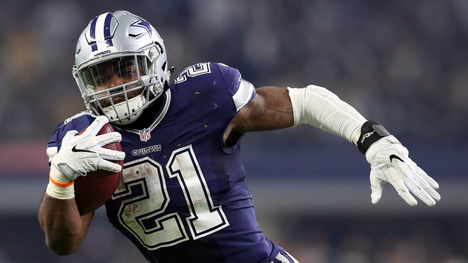 Top-paid NFL running backs in 2017