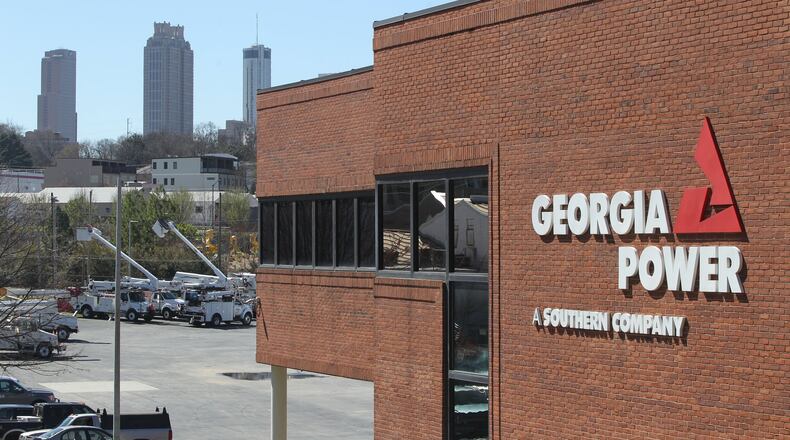 About 2700 people were without power Sunday morning in Alpharetta and Roswell. (HENRY TAYLOR / HENRY.TAYLOR@AJC.COM)