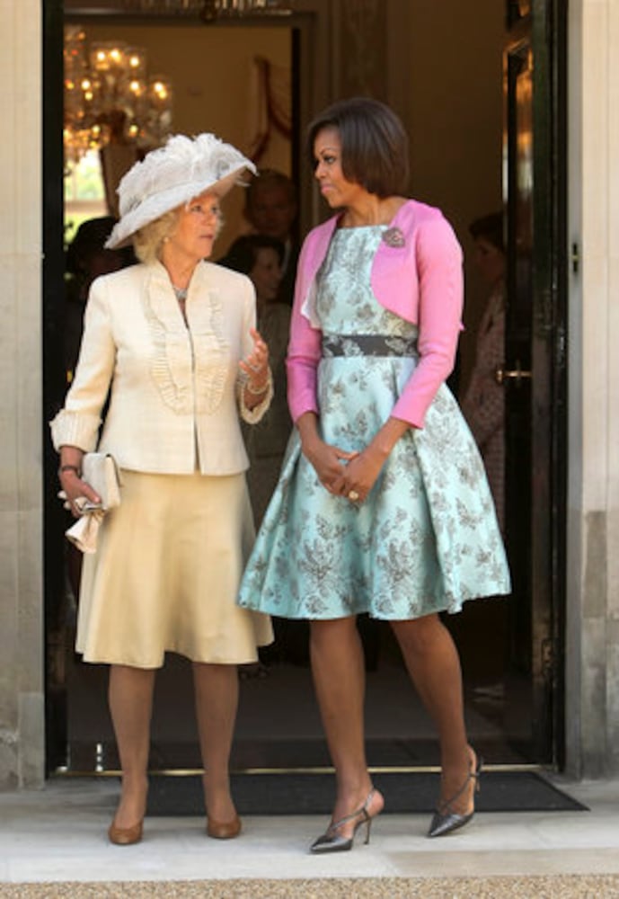 Obamas visit Buckingham Palace