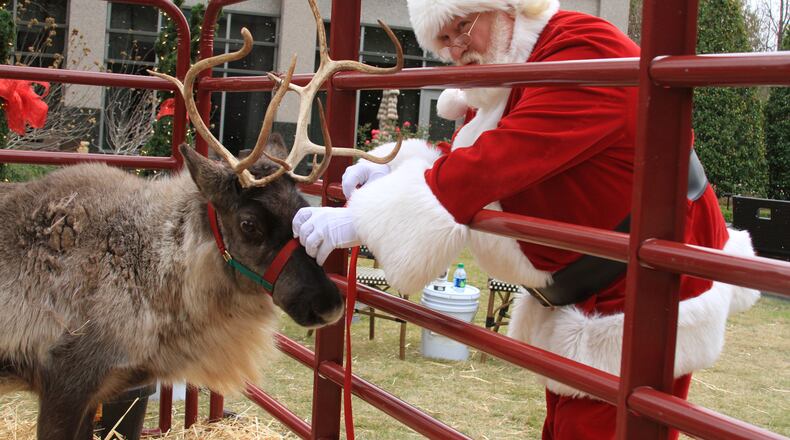 Guests of all ages will be able to decorate gingerbread cookies, take photos with Santa and more at Southern Art. Photo credit: Phase 3 Marketing and Communications.