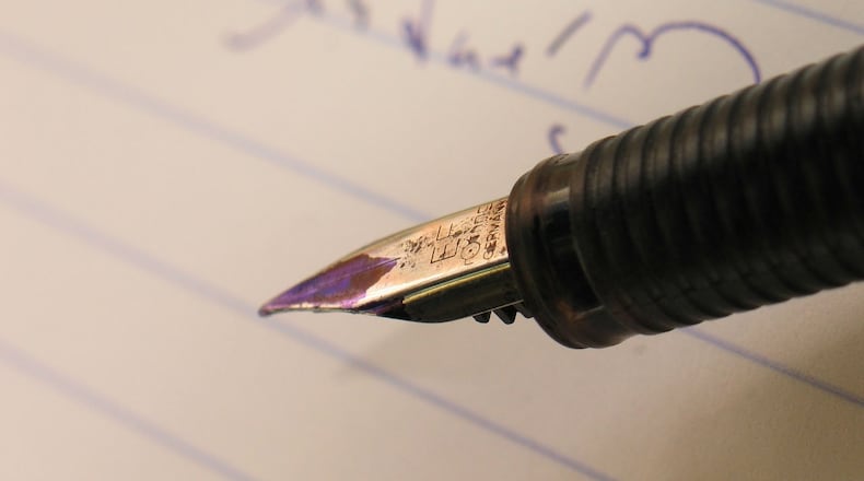 The former probation officer allegedly slipped a note to one parolee he was supervising that read “$3,000, no polygraph, no ankle bracelet, no supervision fee, yes or no?”