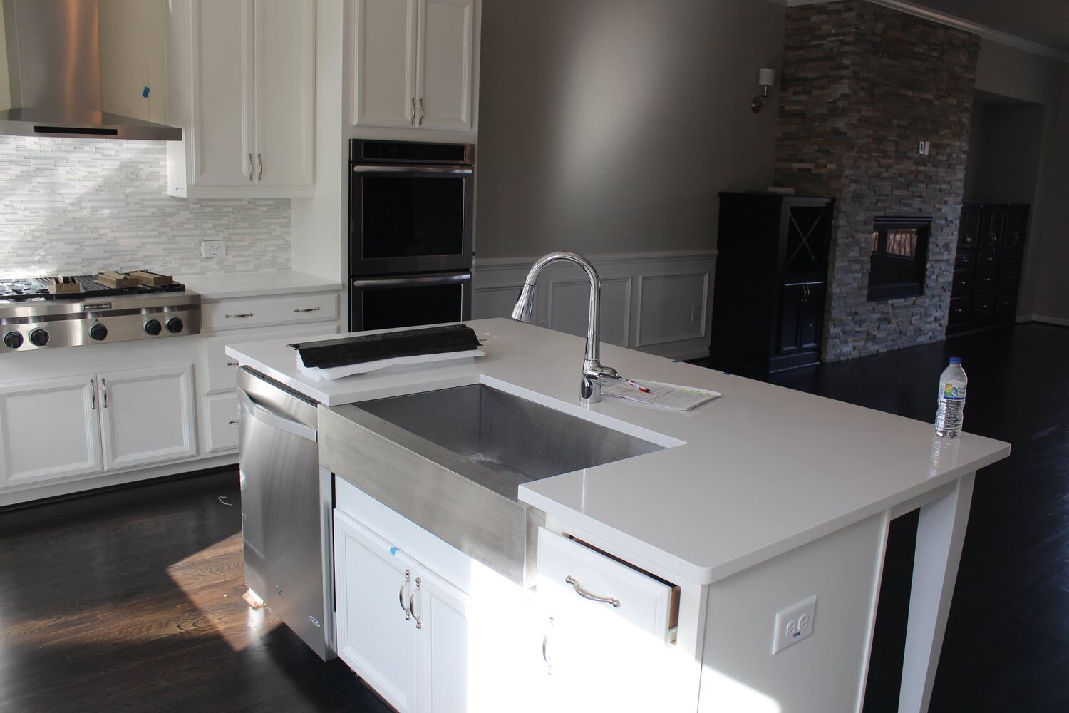 Farmhouse sinks gain popularity in new homes