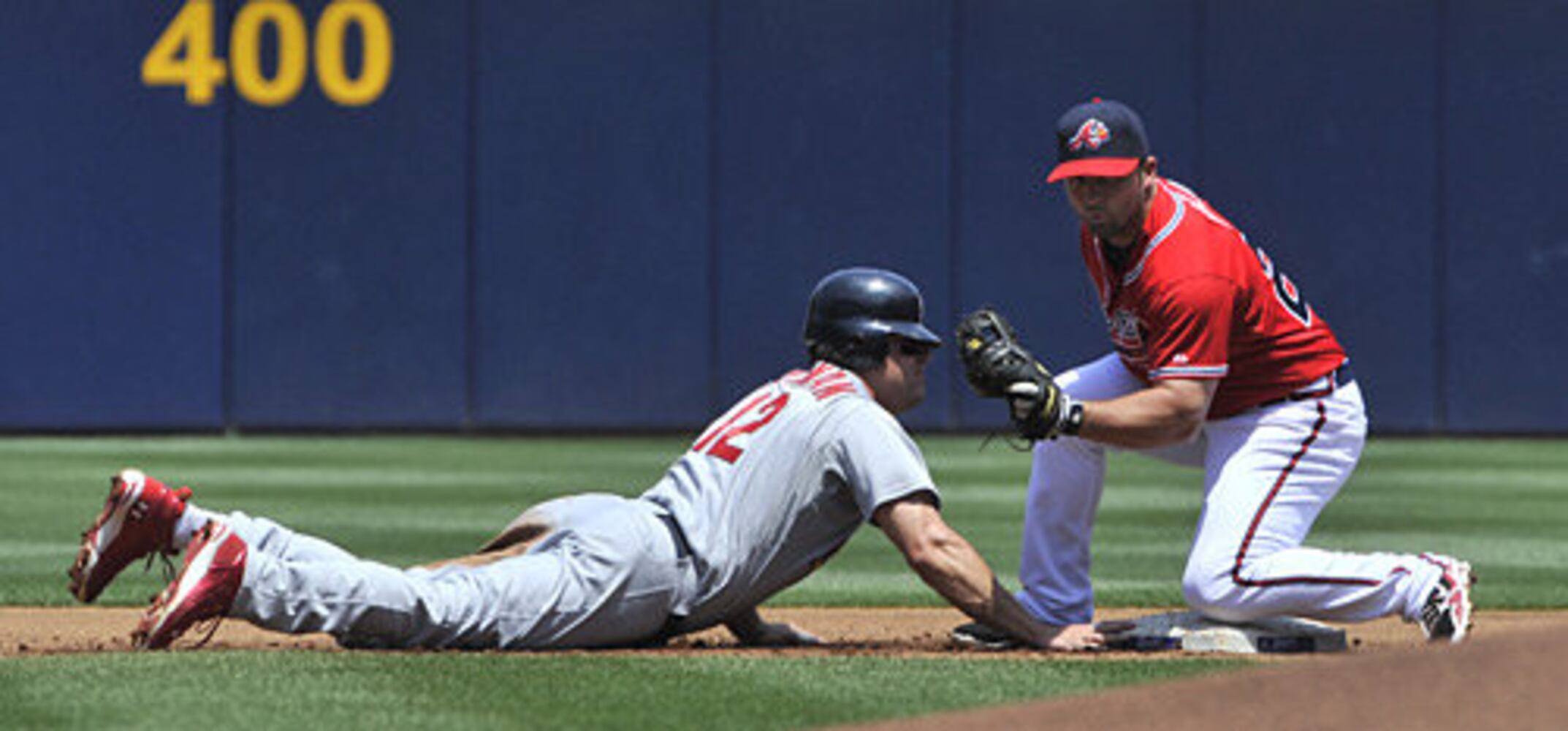 Braves top Cards on walkoff PH