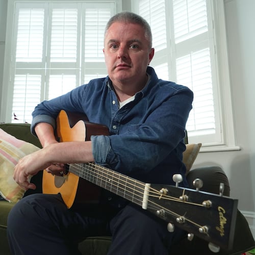 Musician Samuel Smith poses for a photo at his home, in London, Tuesday, May 12, 2026. (AP Photo/Mustakim Hasnath)