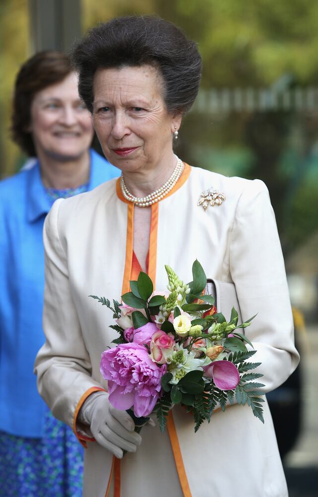 Queen Elizabeth presents the Centenary Women's Institute 'baton'