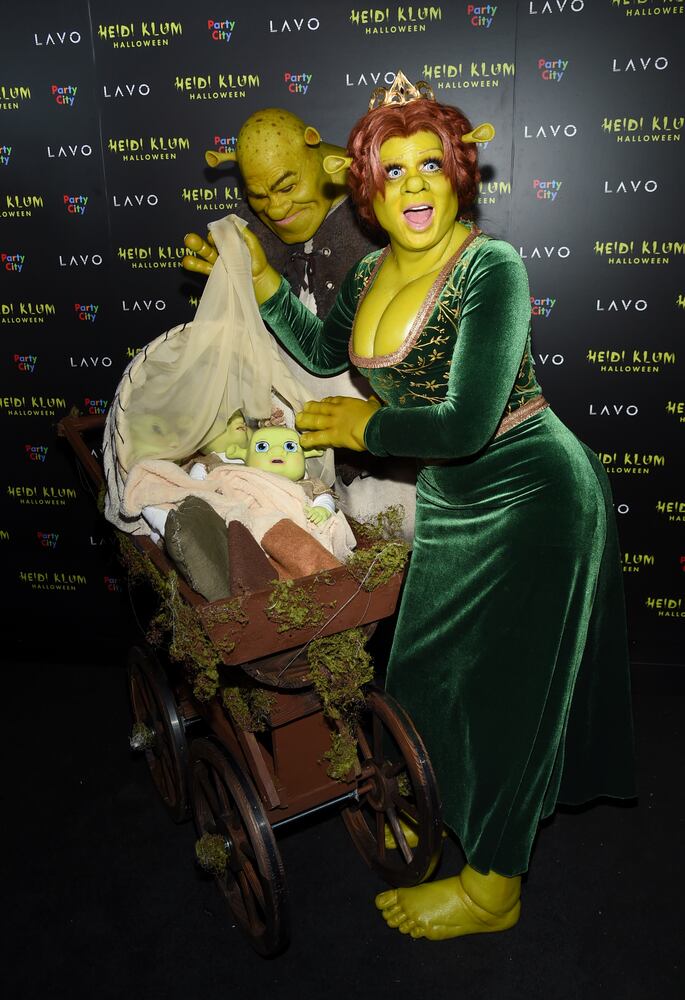 Photos: Heidi Klum, others unveil epic costumes at Halloween party