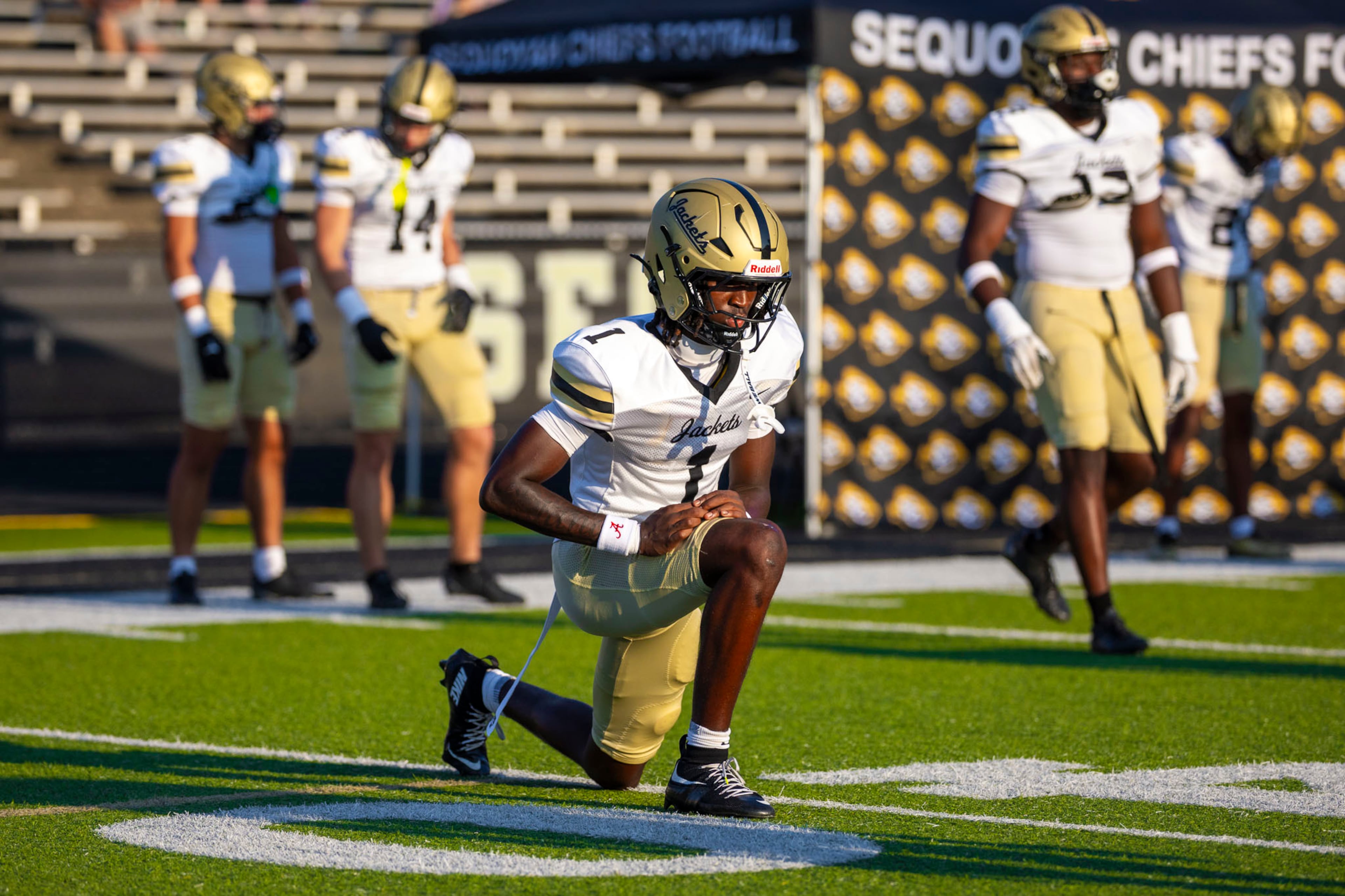 Sprayberry cornerback Jorden Edmonds (#1) lunges during the warmups against Sequoyah at Skip Pope Stadium in Canton, GA on Friday, Sept. 12th, 2025. (Oscar Guevara Saenz for the Atlanta Journal Constitution)