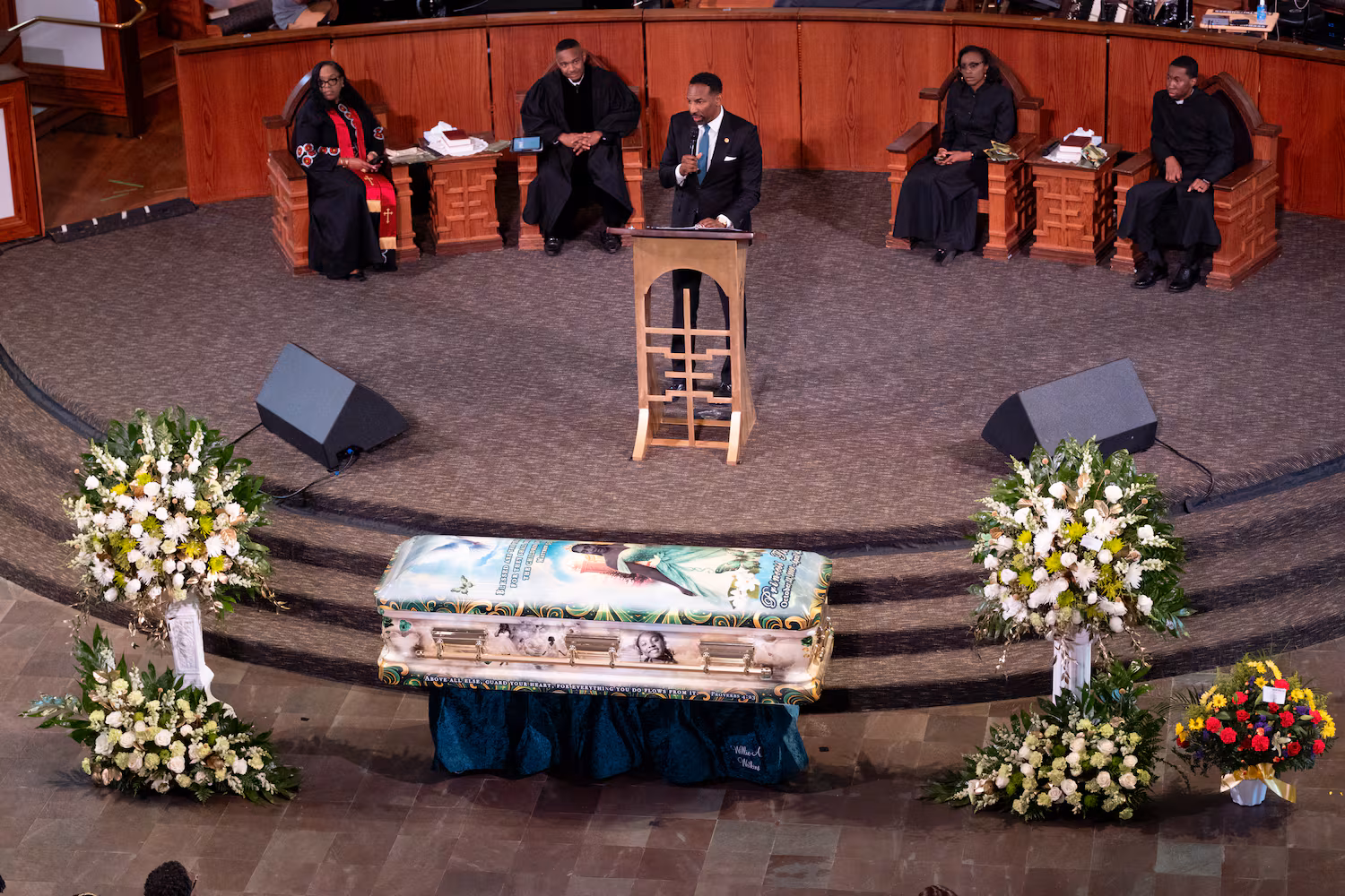 Mayor Andre Dickens delivers remarks during a celebration of life for Tianah Robinson at Ebenezer Baptist Church on Saturday, April 18, 2026, in Atlanta. (Ben Gray for the AJC)