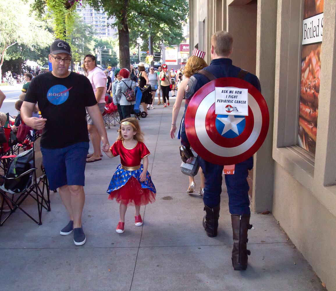 PHOTOS: Dragon Con Parade 2019