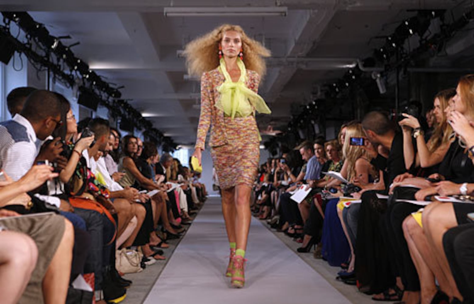 Oscar de la Renta Spring 2012 collection