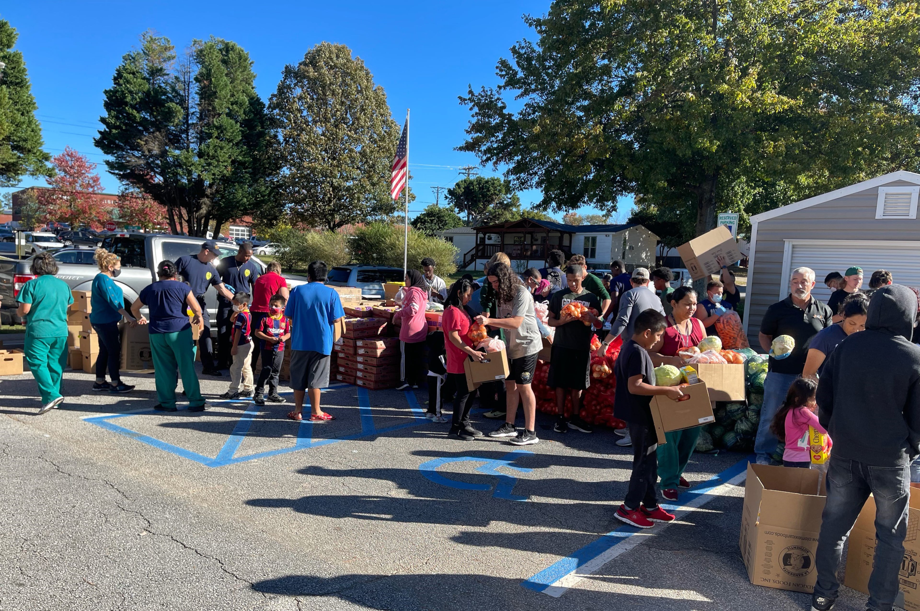 Volunteer Gwinnett Mobile Food Distribution