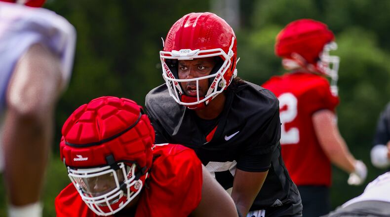 Georgia quarterback Jaden Rashada (rear) at an Aug. 1 practice session in Athens. (Conor Dillon/UGAAA)