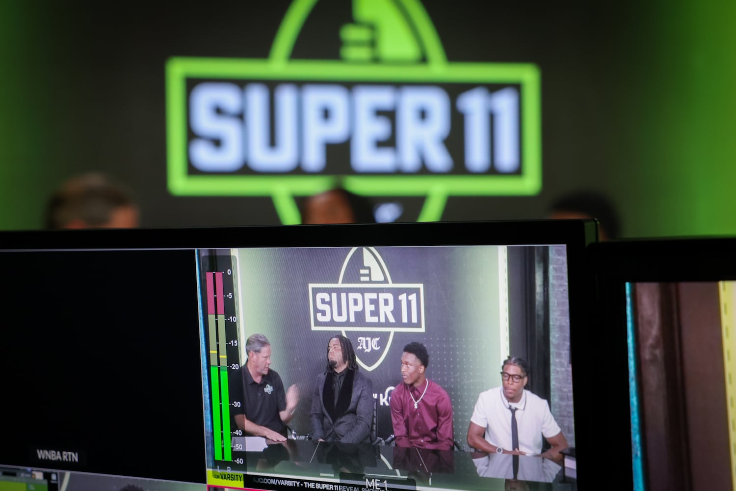 super 11 show