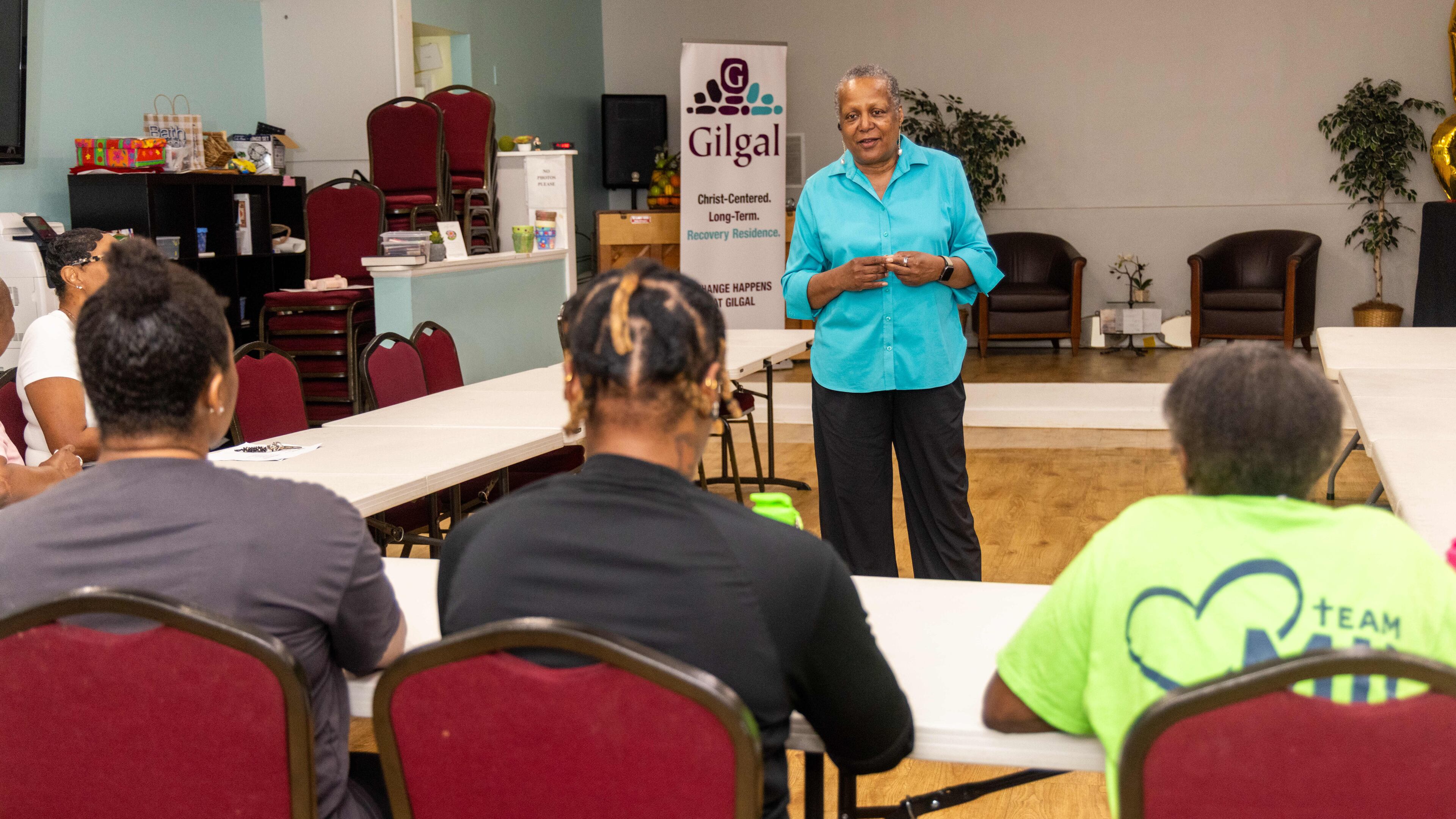 Val Cater talks to a group of women involved in Gilgal in the classroom in Atlanta. Carter founded Gilgal , a Christ-centered haven for homeless women hoping to overcome alcohol or drug addition. PHIL SKINNER FOR THE ATLANTA JOURNAL-CONSTITUTION
