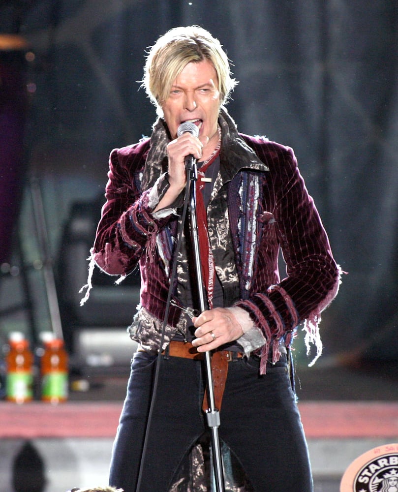 David Bowie plays Atlanta