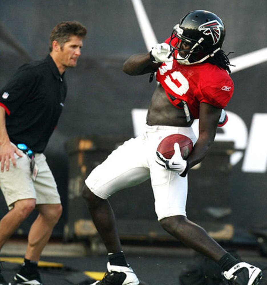 Atlanta Falcons Scrimmage at Brookwood High School