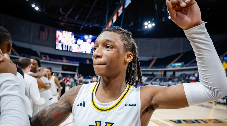 Simeon Cottle scored 32 to lead Kennesaw State to a victory.