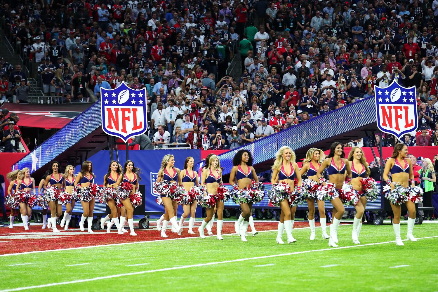 Super Bowl cheerleaders